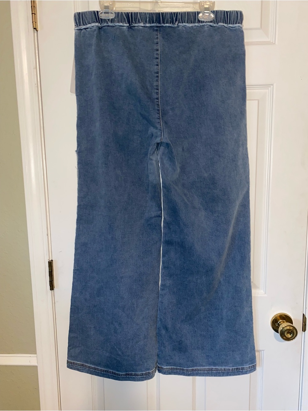 Tractr Medium Blue Mid-Rise Wide-Leg‎ Lounge Jeans - Picture 8 of 9
